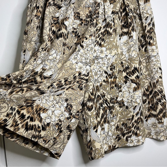 Vintage Floral Matching Blouse & Shorts Set - Picture 7 of 11